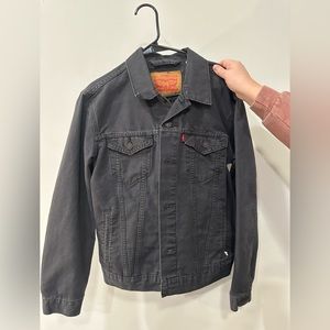 Levi’s black denim jacket
